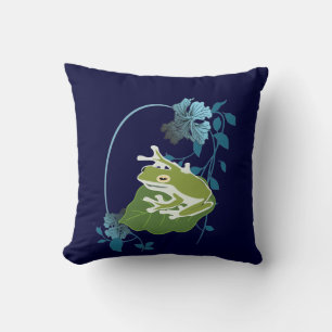 tree frog throw pillow