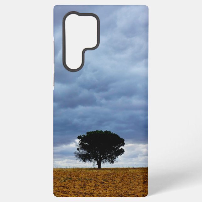 Tree in an empty field samsung galaxy s22 ultra case (Back)