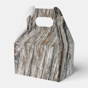 Tree trunk favor box