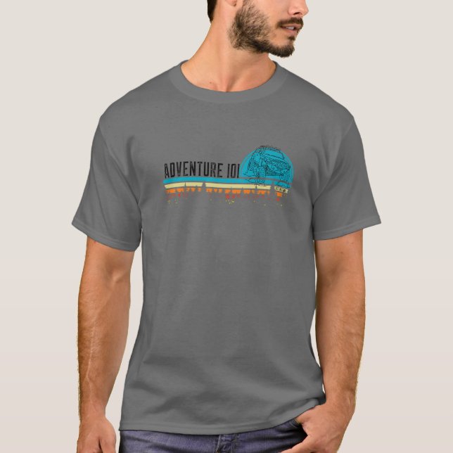 Treetops In The Sun FJ Cruiser. T-Shirt (Front)