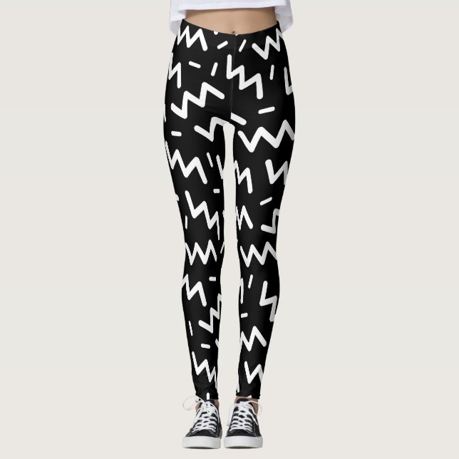 Trendy 80s Pattern Black And White  Leggings (Front)