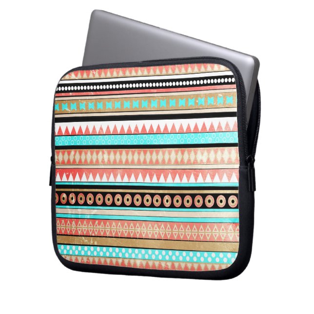 Trendy aztec laptop sleeve (Front Left)