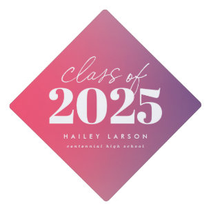 Trendy Class of 2024 Pink Gradient Calligraphy Graduation Cap Topper
