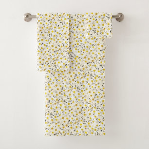 Trendy Elegant Daisies Yellow And White Template Bath Towel Set