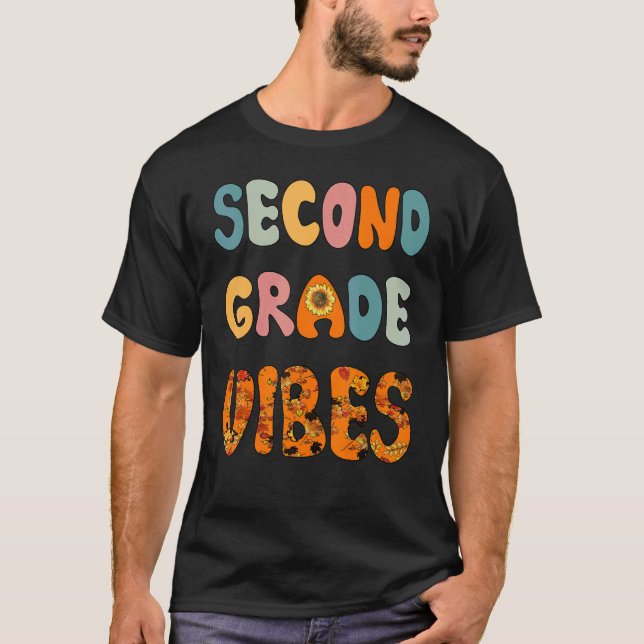 Trendy Fall Teacher Cool Fall Paraeducator 2nd Gra T-Shirt (Front)