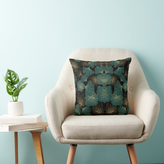 Trendy Leaf Print Throw Pillow – Bold Home Accent (Chair)