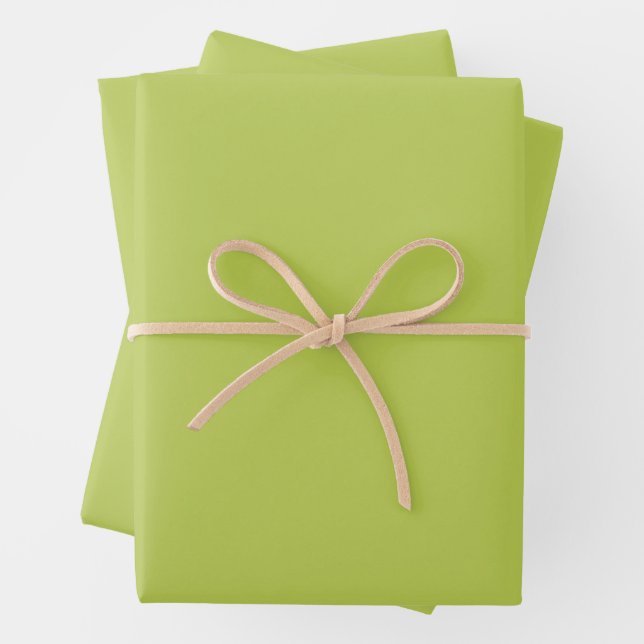 Trendy Soft Chartreuse Wrapping Paper Sheets (In situ)
