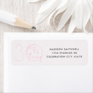 Trente, Flirty Thriving rose Anniversaire Adresse
