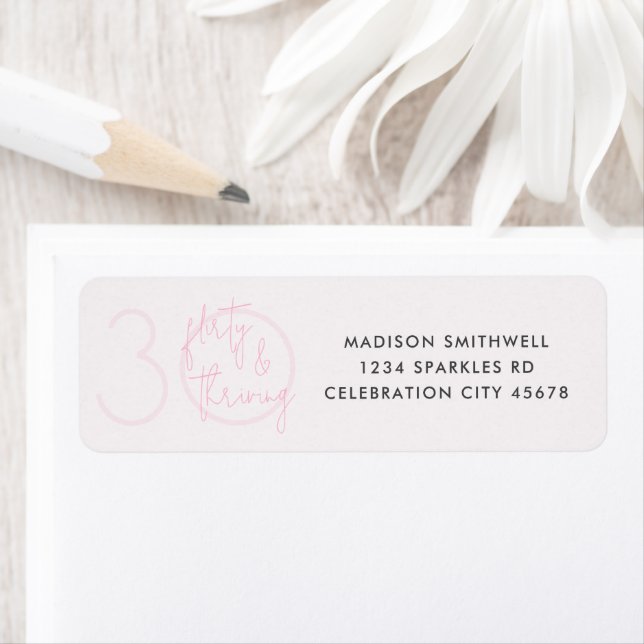 Trente, Flirty Thriving rose Anniversaire Adresse (En situation)