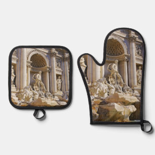 Trevi Fountain Rome Photography Oven Mitt & Pot Holder Set