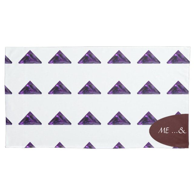 Triangle Pattern Pillowcase (Front-Left)