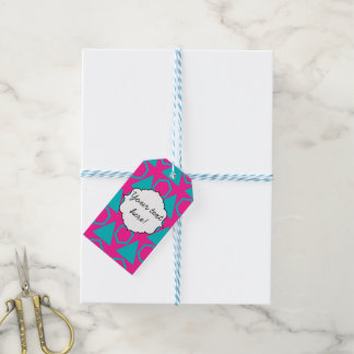Triangles and honeycombs pattern gift tags