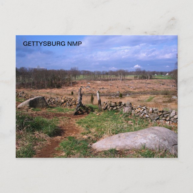 TRIANGULAR FIELD POSTCARD (Front)