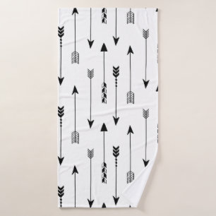 Tribal arrows on white background. Seamless patter Bath Towel