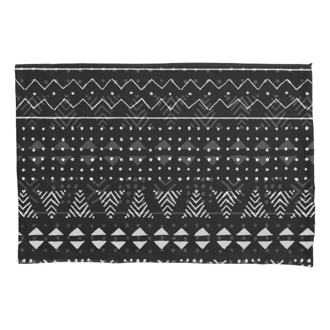 Tribal ethnic: black white pattern. pillowcase (Front)