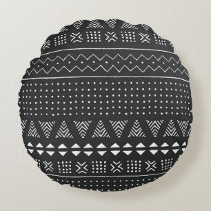 Tribal ethnic: black white pattern. round pillow