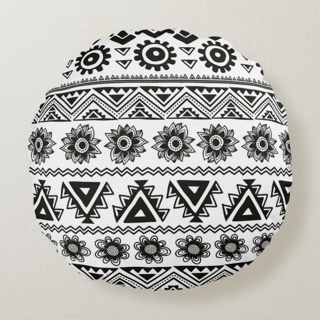 Tribal ethnic seamless round pillow (Front)
