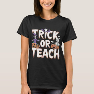 Trick Or Teach Groovy Teacher Halloween Retro T-Shirt