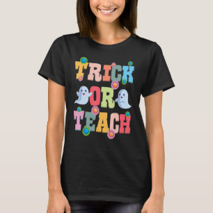 Trick Or Teach Halloween Teacher Cute Ghost Retro T-Shirt