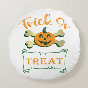 Trick or treat crossbones Halloween pumpkin  Round Pillow