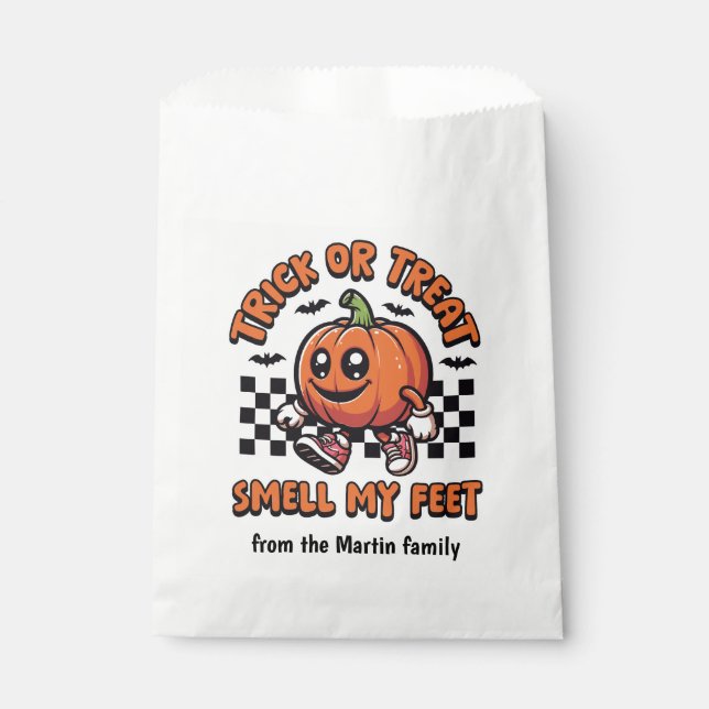Trick or Treat Smell My Feet Halloween Favour Bag (Front)