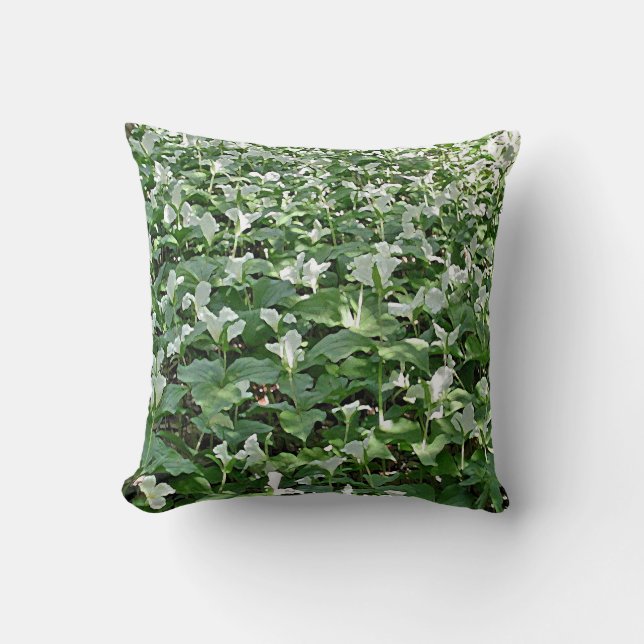 trillium field pillow (Front)
