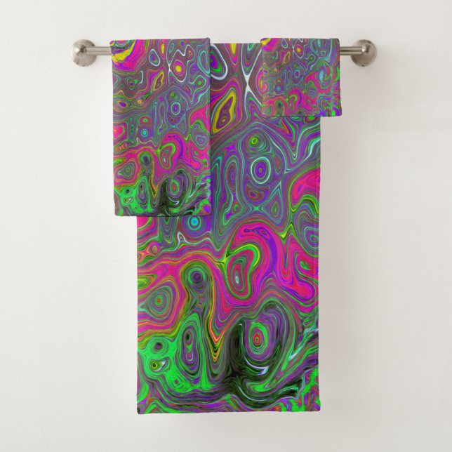 Trippy Hot Pink Abstract Retro Liquid Swirl Bath Towel Set (Insitu)