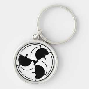 Trisected ginkgo leaves keychain
