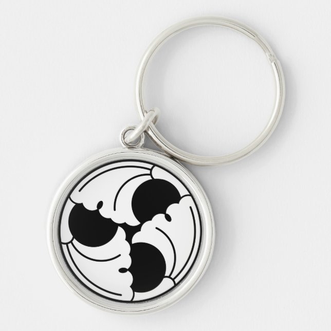 Trisected ginkgo leaves keychain (Front)