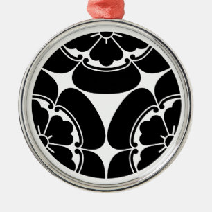 Trisected mokkos metal ornament