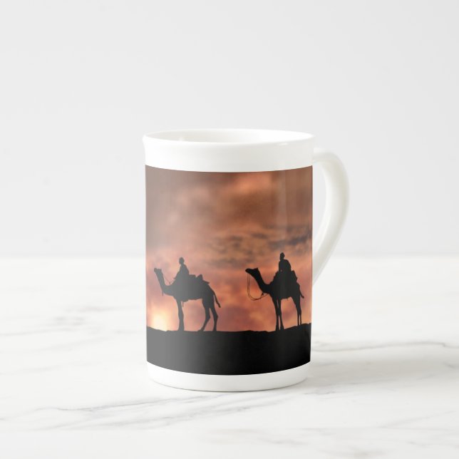 Trois tasses de spécialité de sages (Devant droit)