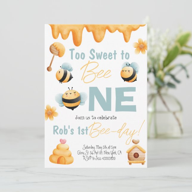 Trop sucré pour être une invitation de fête d'anni (Debout devant)