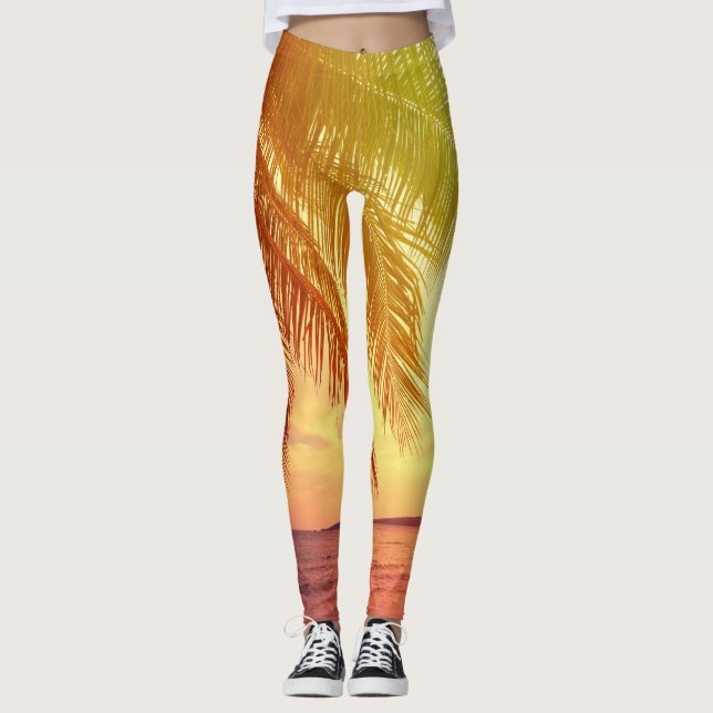 Tropical Beach Paradise: Serene Landscape. Leggings (Front)