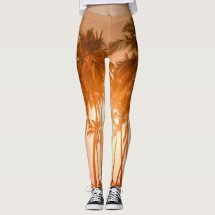 Tropical beach: scenic natural view leggings