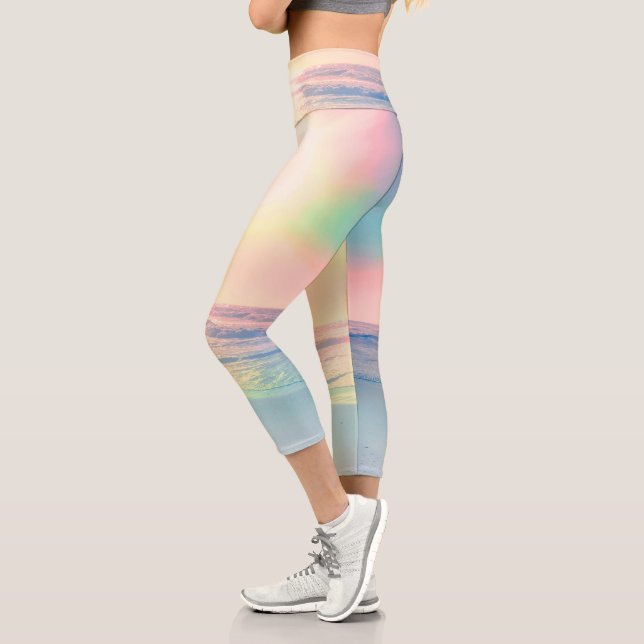Tropical Beach Sea Sun Colourful Summer Capri Leggings (Left)