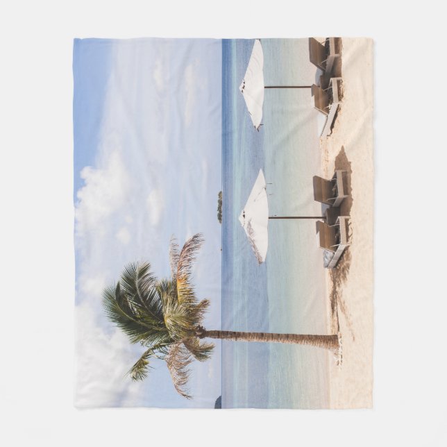 Tropical beach umbrellas: white, palm. fleece blanket (Front)