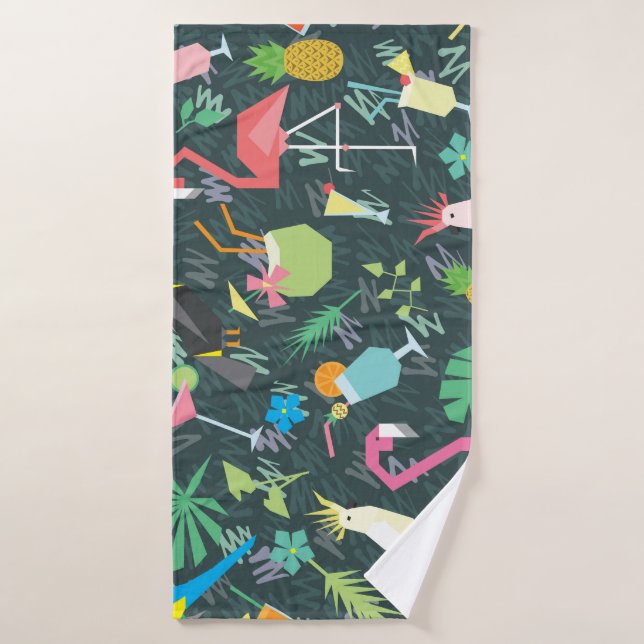 Tropical Birds Drinks: Vibrant Seamless. Bath Towel (Bath Towel)