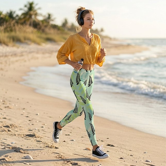 Tropical Black Fern Leaf Leggings (Leggings)
