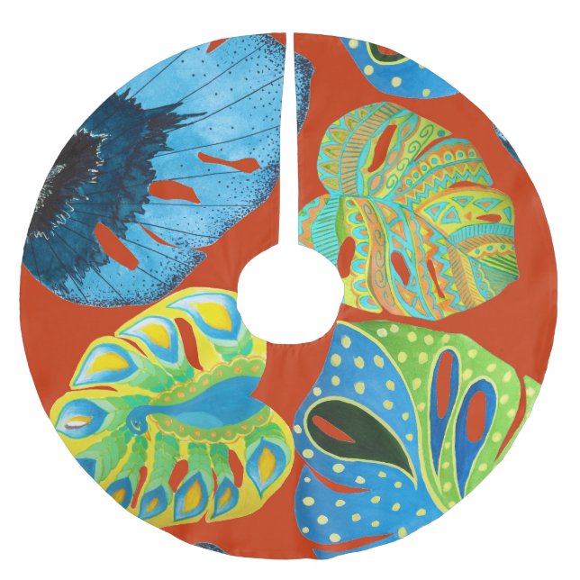 Tropical Chic: Seamless Leafy Pattern. Brushed Polyester Tree Skirt (Front)