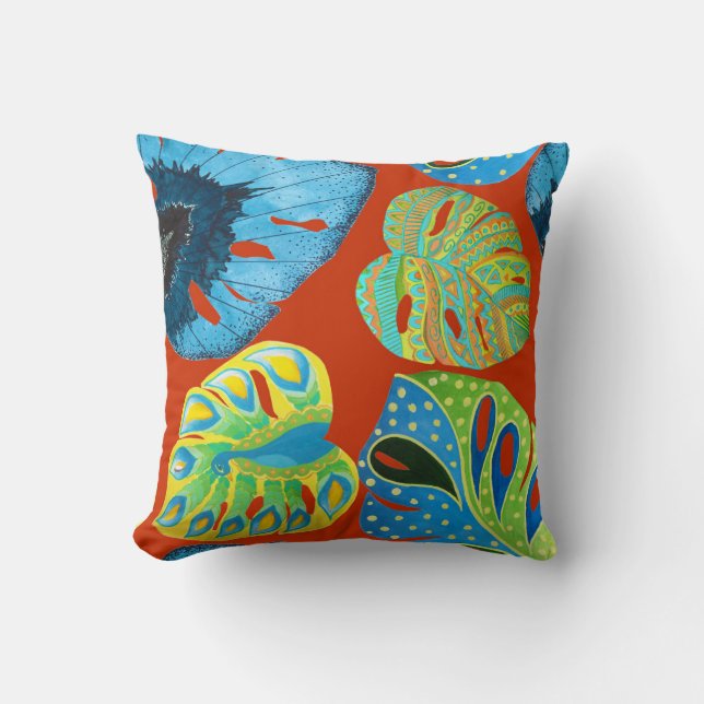 Tropical Chic: Seamless Leafy Pattern. Throw Pillow (Front)