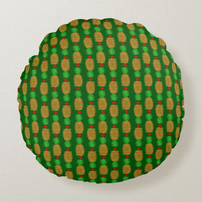 Tropical Christmas Pineapple Warm Xmas Holiday Gre Round Pillow (Front)