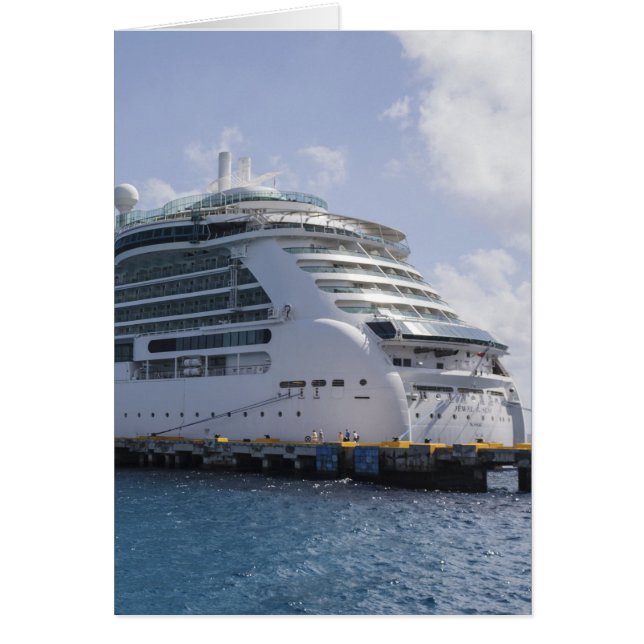 Tropical Cruise Ship (Front)