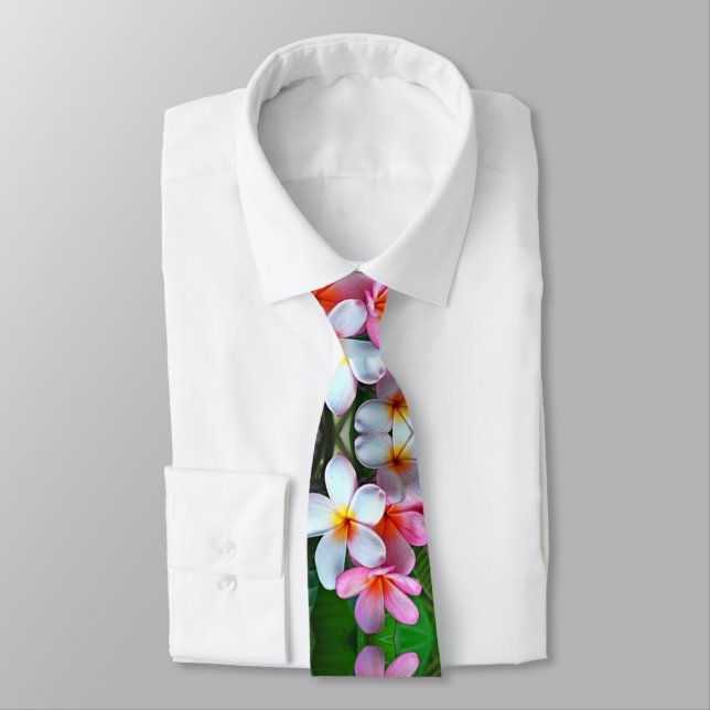Tropical flowers tie (Tied)