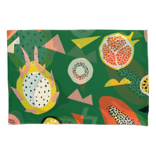 Tropical fruits: vibrant seamless pattern. pillowcase