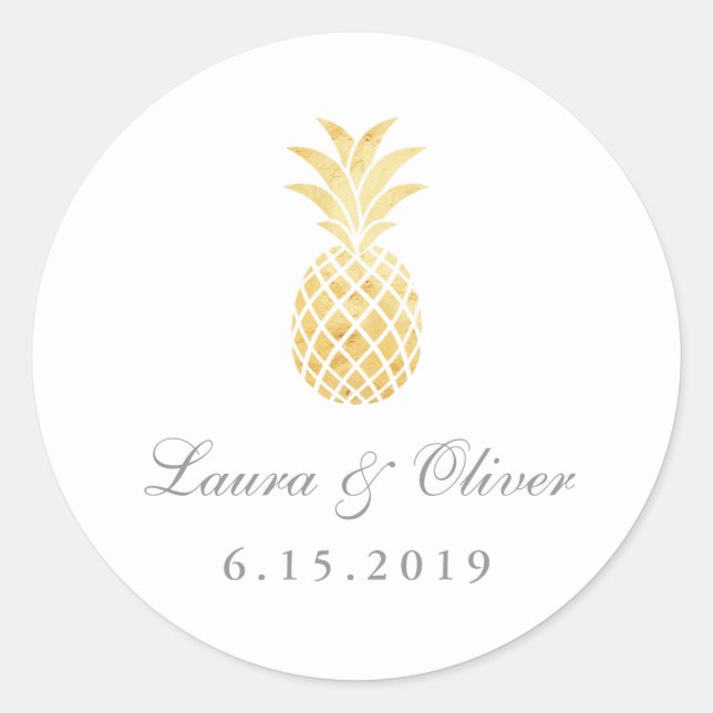 Tropical gold pineapple classic round sticker (Front)