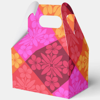 Tropical hawaiian print favor box