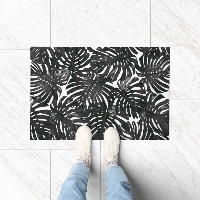 Tropical Modern Black White Palm Leaves Pattern Doormat (Indoor)