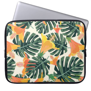 Tropical pattern. Colourful textile texture. exoti Laptop Sleeve
