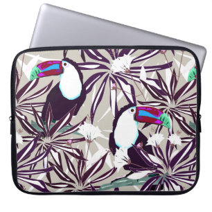 Tropical pattern with palm trees and birds. laptop sleeve
