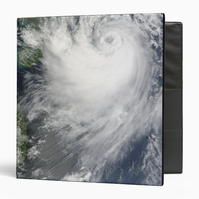 Tropical Storm Koppu nearing landfall Binder (Front/Inside)